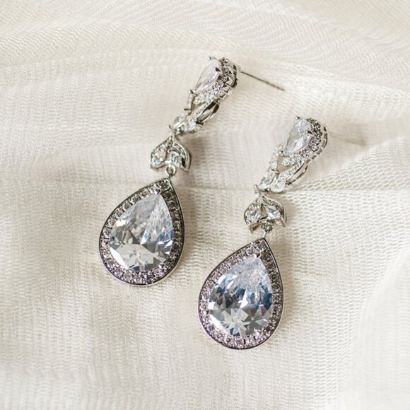 WEDDING EARRINGS SILVER LONG DROP CUBIC ZIRCONIA - Picture 4 of 7